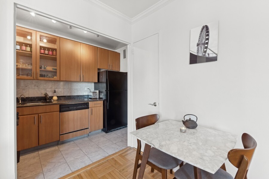 303 East 57th Street 21K Sutton Place New York NY 10022