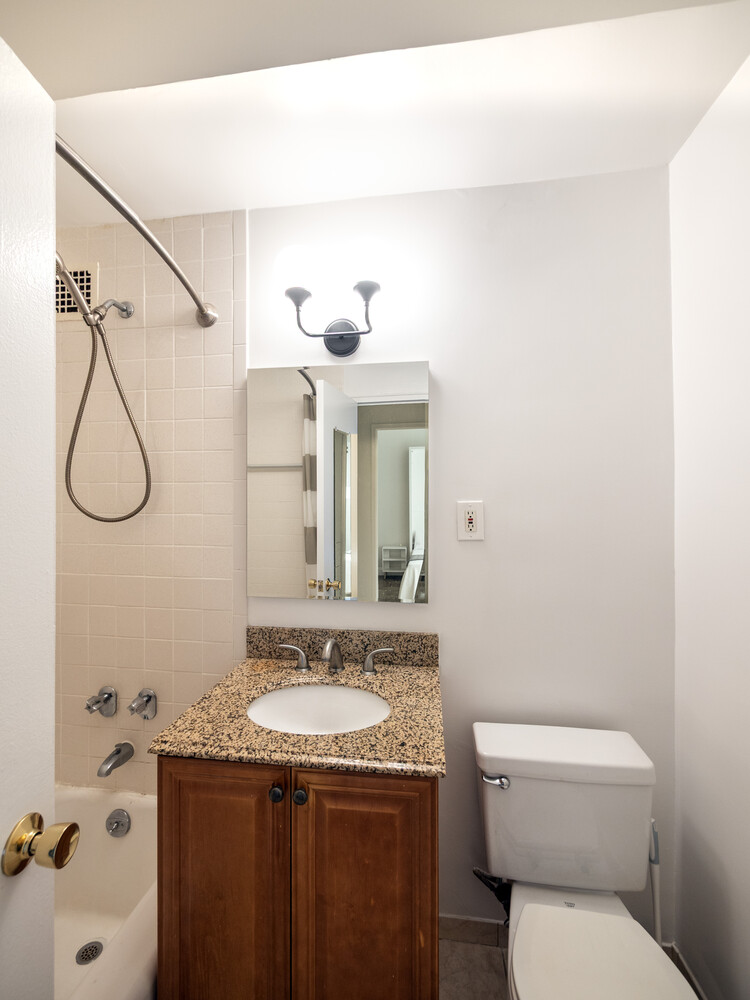 305 East 40th Street 14V Tudor City New York NY 10016