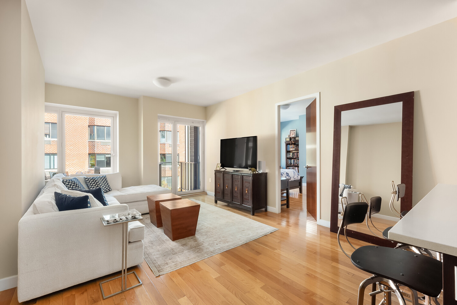 454 West 54th Street 5I Clinton New York NY 10019