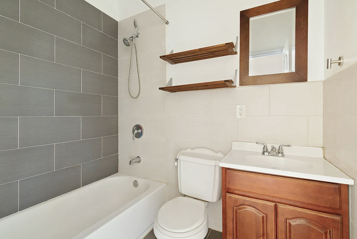 1074 Jefferson Avenue 2 Bushwick Brooklyn NY 11221