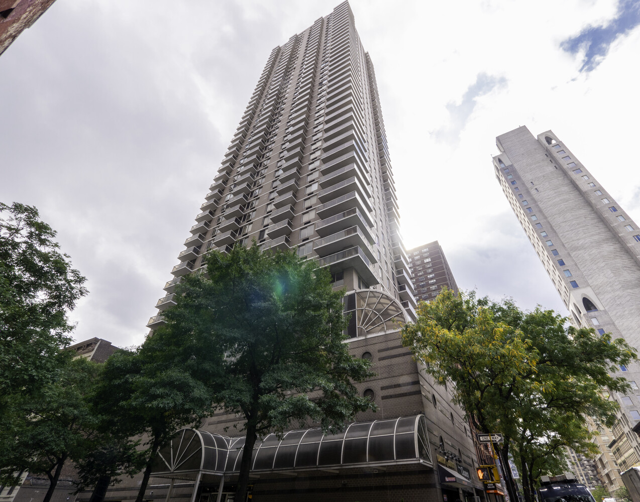 200 East 89th Street 14A Upper East Side New York NY 10128
