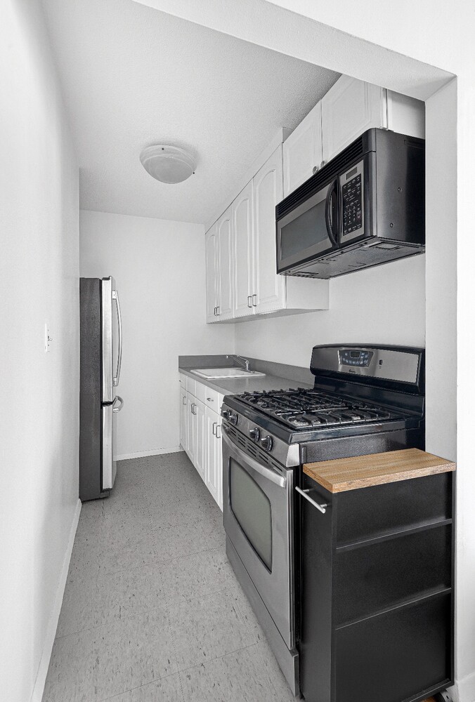 1601 Third Avenue 24B Upper East Side New York NY 10128