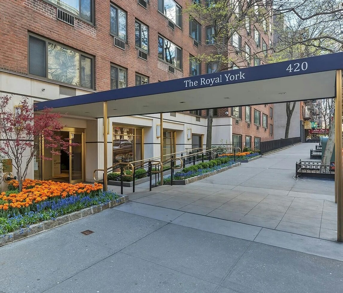 425 East 63rd Street W1C Upper East Side New York NY 10065