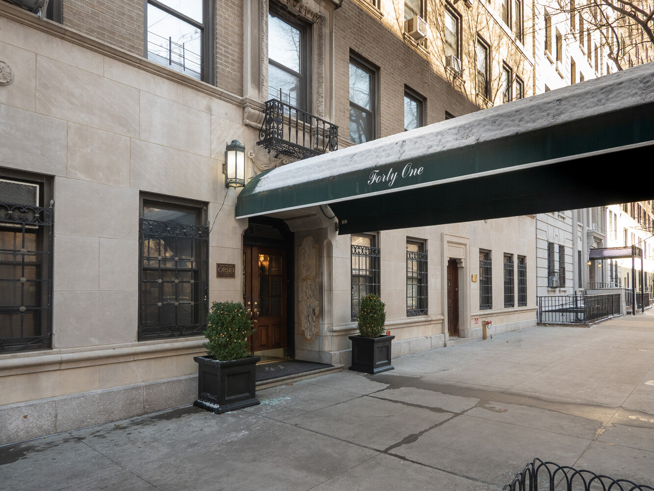 41 West 96th Street PARLOR Upper West Side New York NY 10025