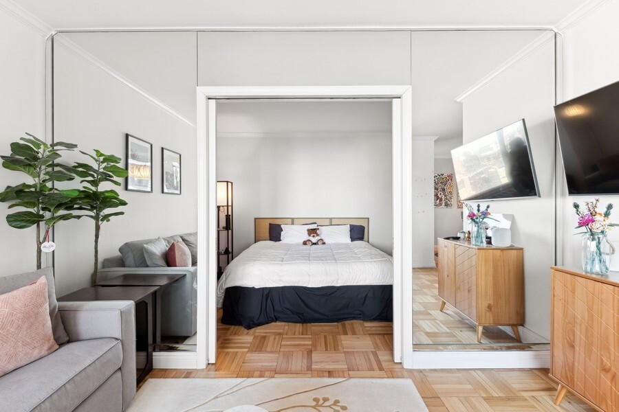 303 East 57th Street 21K Sutton Place New York NY 10022