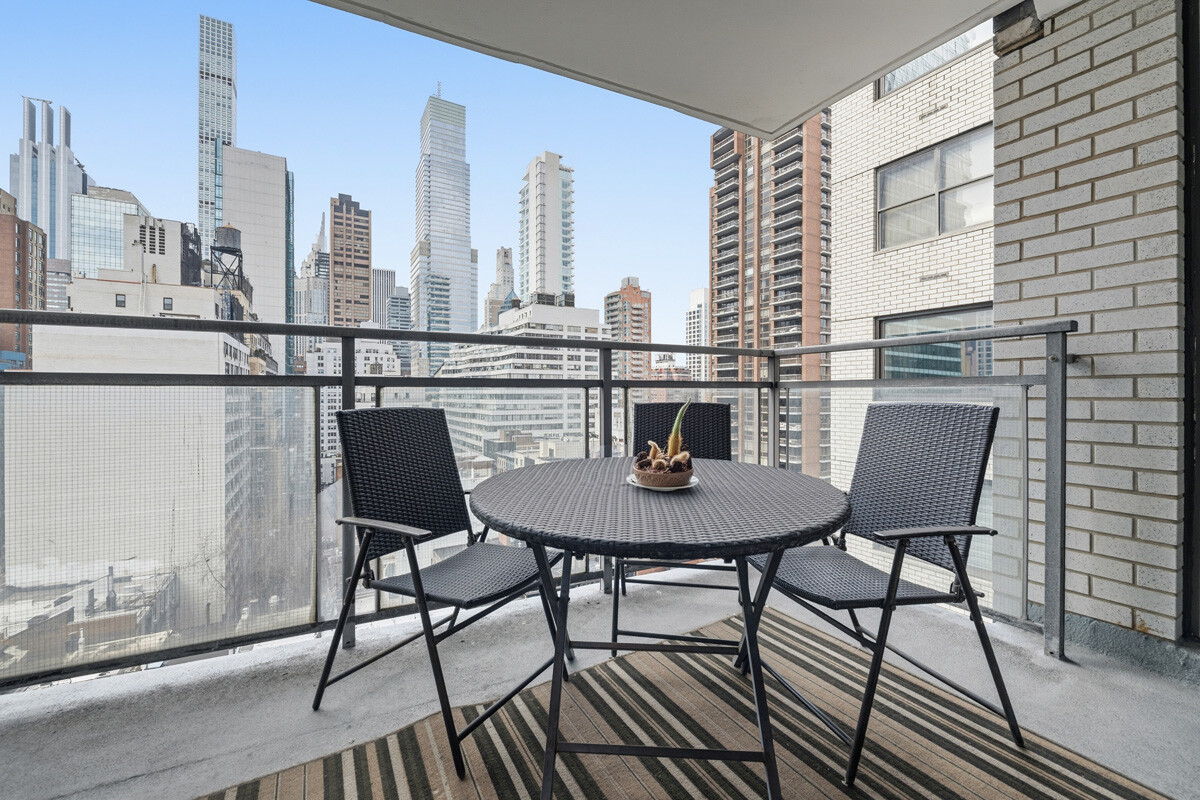 303 East 57th Street Sutton Place New York NY 10022