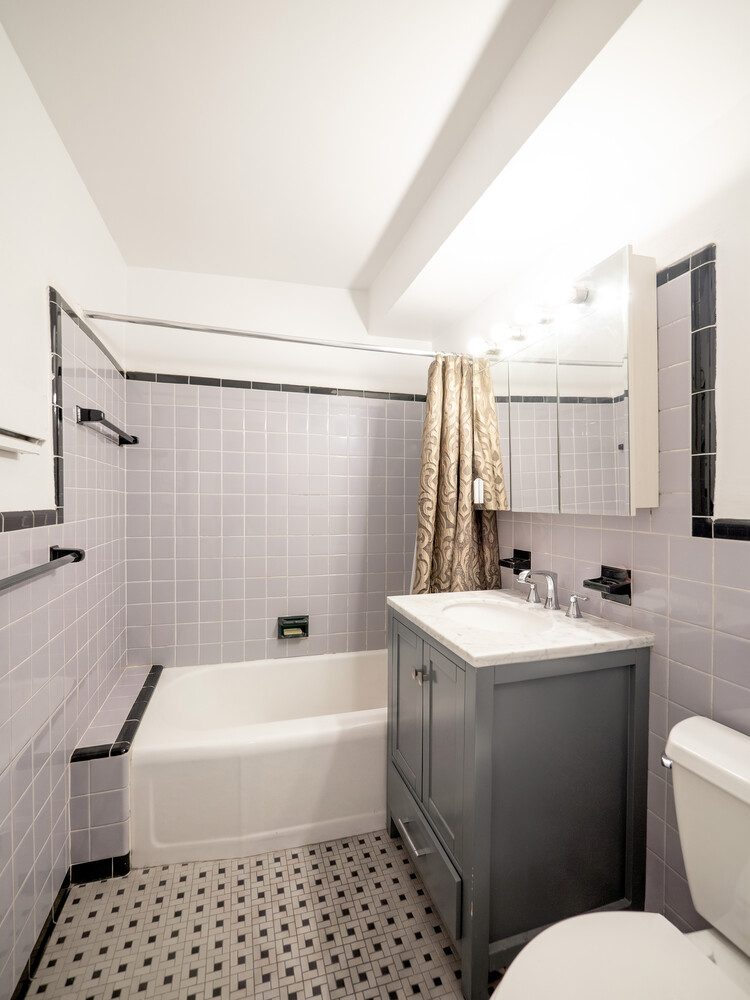 233 East 69th Street Upper East Side New York NY 10021