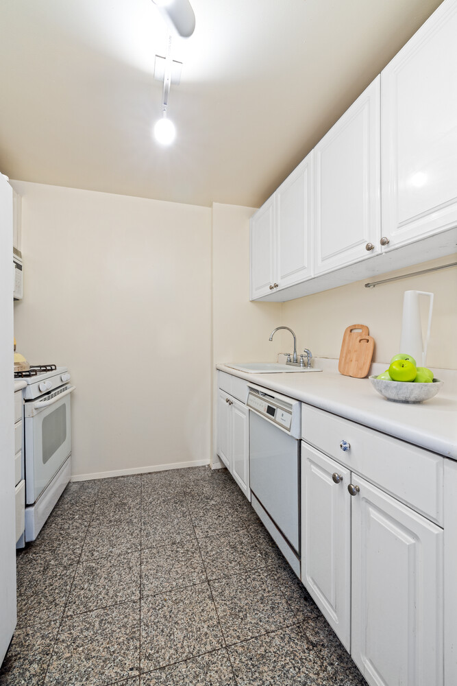 170 East 87th Street W3B Upper East Side New York NY 10128