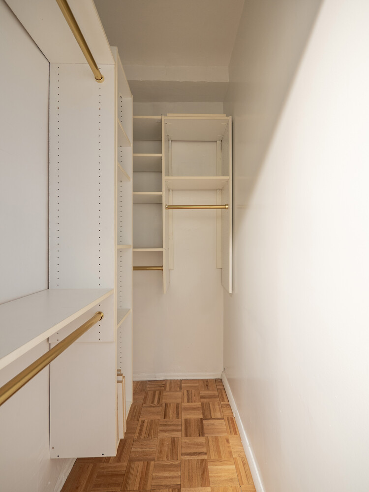 305 East 40th Street 14V Tudor City New York NY 10016