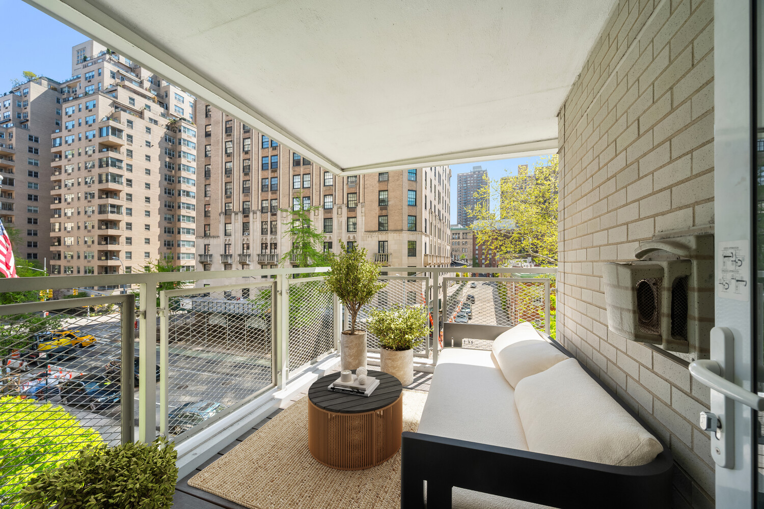 2 Fifth Avenue 4C Greenwich Village New York NY 10011