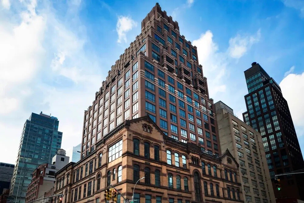 351 East 51st Street 11B Turtle Bay New York NY 10022
