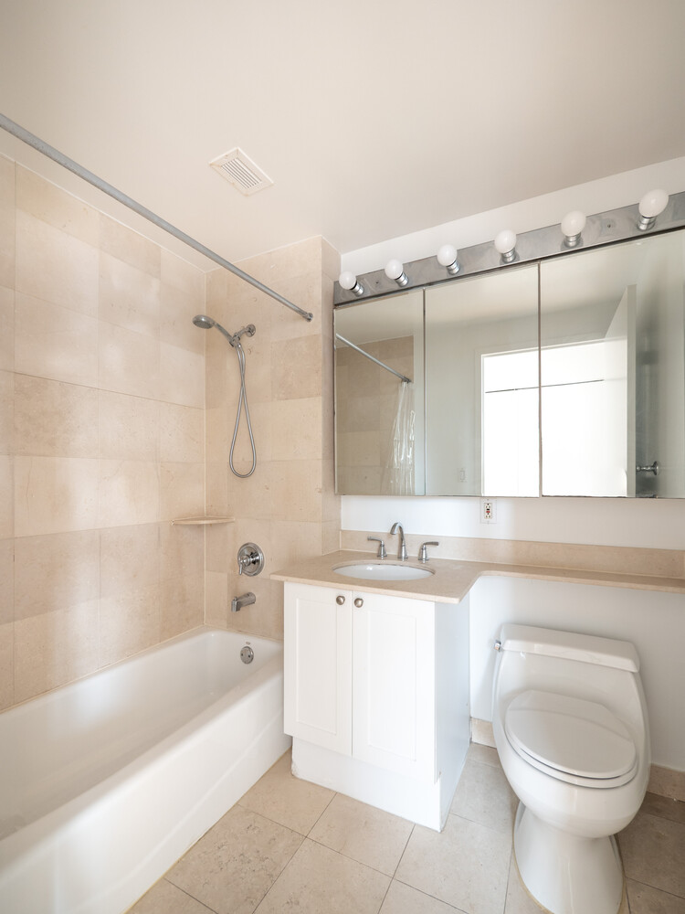 308 East 38th Street 19A Murray Hill New York NY 10016