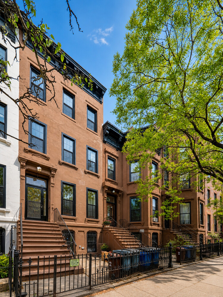 887 Lafayette Avenue Stuyvesant Heights Brooklyn NY 11221