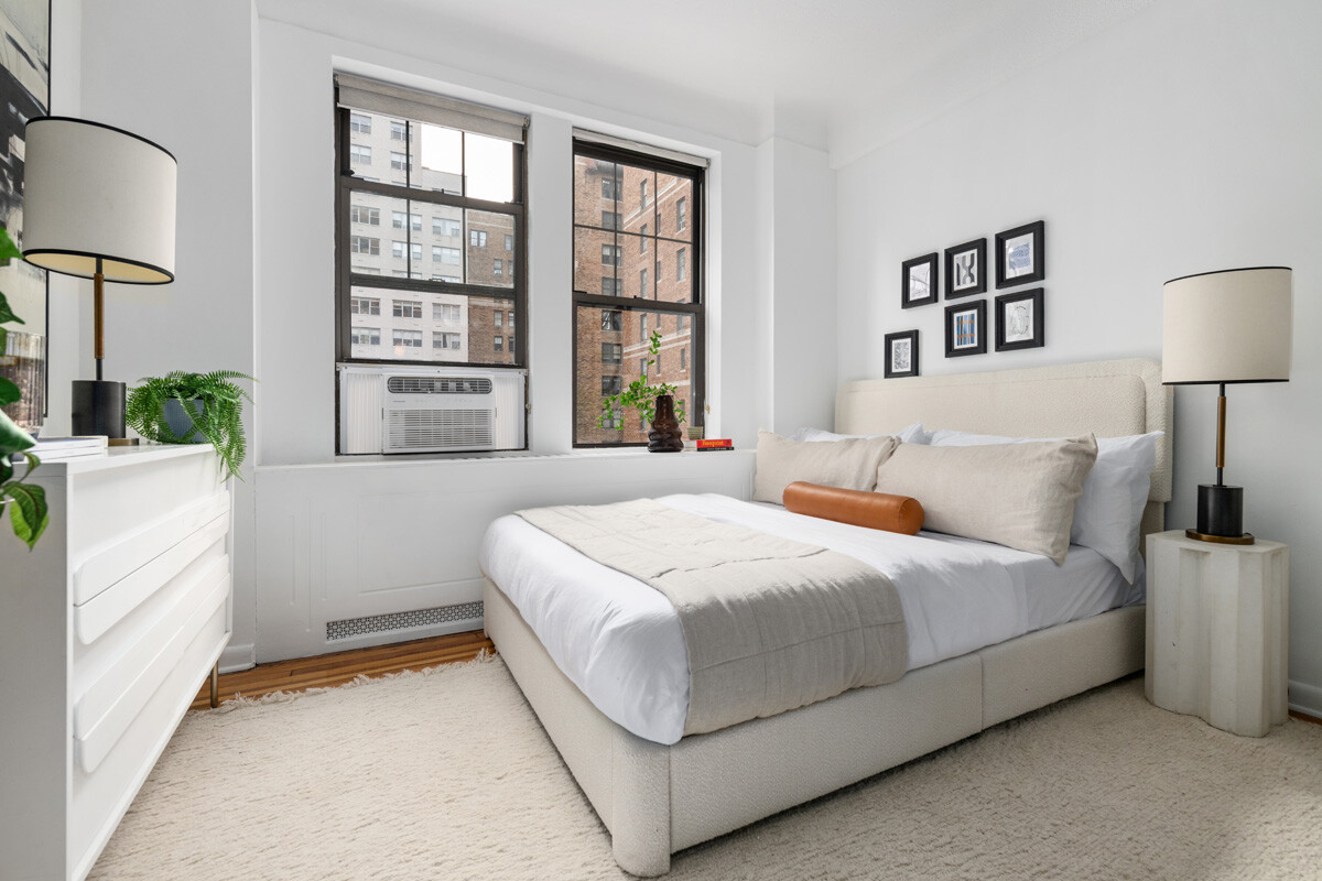 23 West 73rd Street 704 Upper West Side New York NY 10023