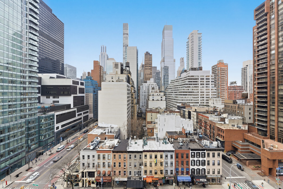 303 East 57th Street Sutton Place New York NY 10022