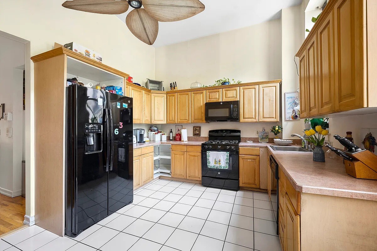 54 West 124th Street West Harlem New York NY 10027