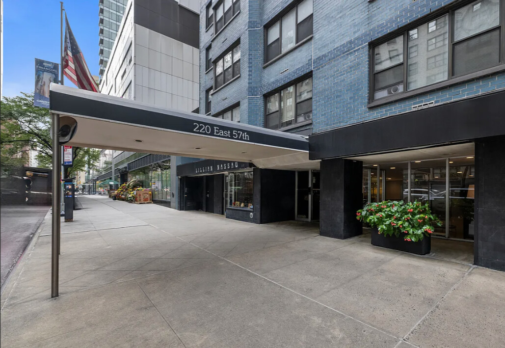 220 East 57th Street 14B Turtle Bay New York NY 10022