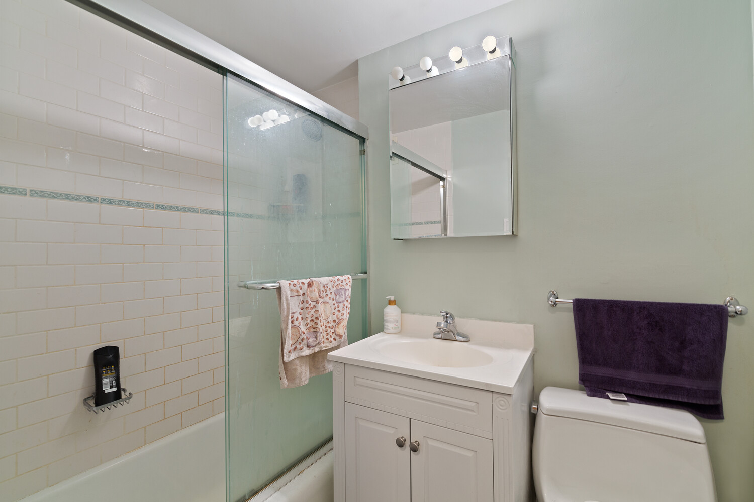 333 East 46th Street 7G Turtle Bay New York NY 10017