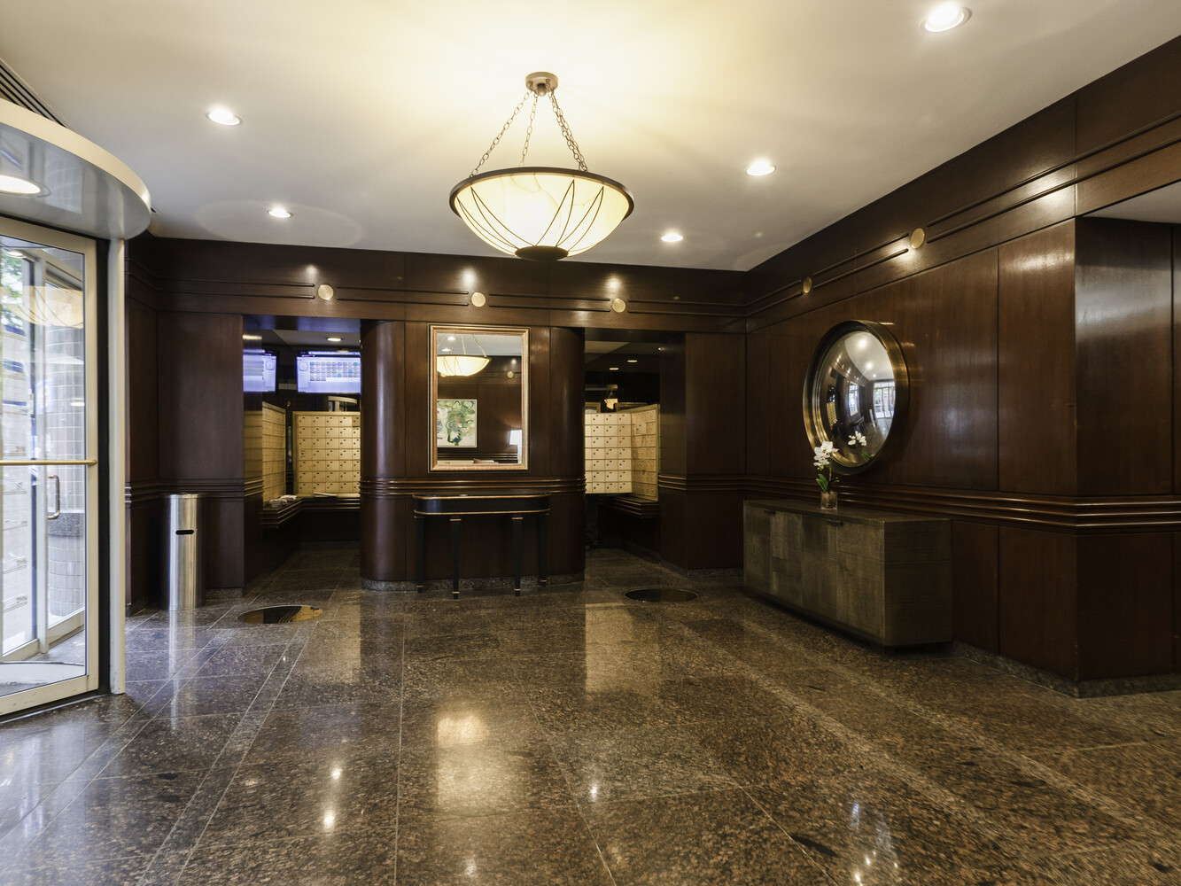 200 East 89th Street 14A Upper East Side New York NY 10128