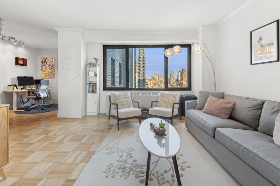 303 East 57th Street 21K Sutton Place New York NY 10022