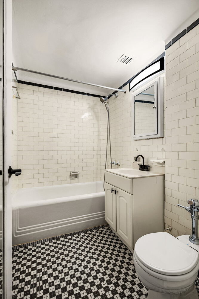 350 West 57th Street 6H Clinton New York NY 10019