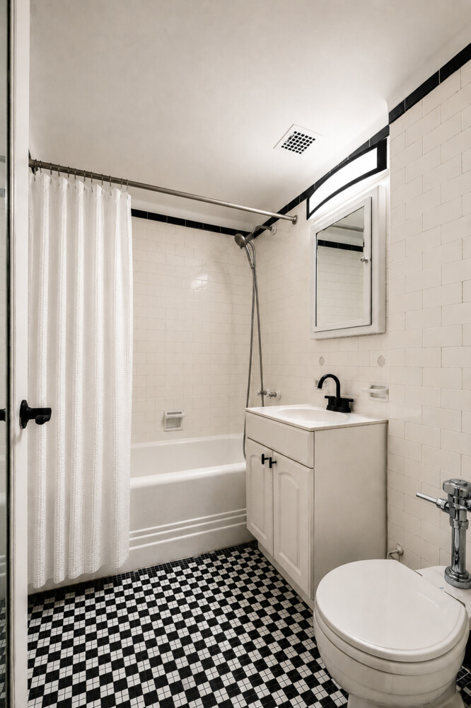 350 West 57th Street 6H Clinton New York NY 10019