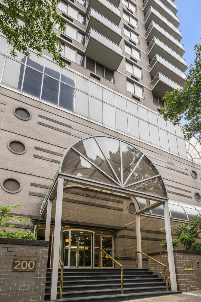 200 East 89th Street 14A Upper East Side New York NY 10128