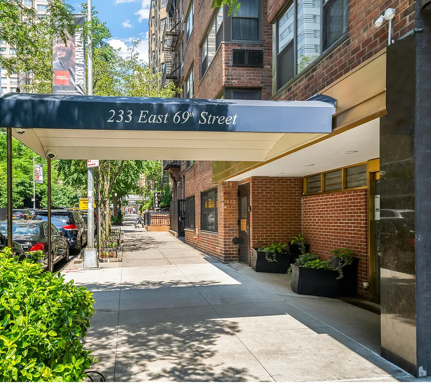 233 East 69th Street Upper East Side New York NY 10021