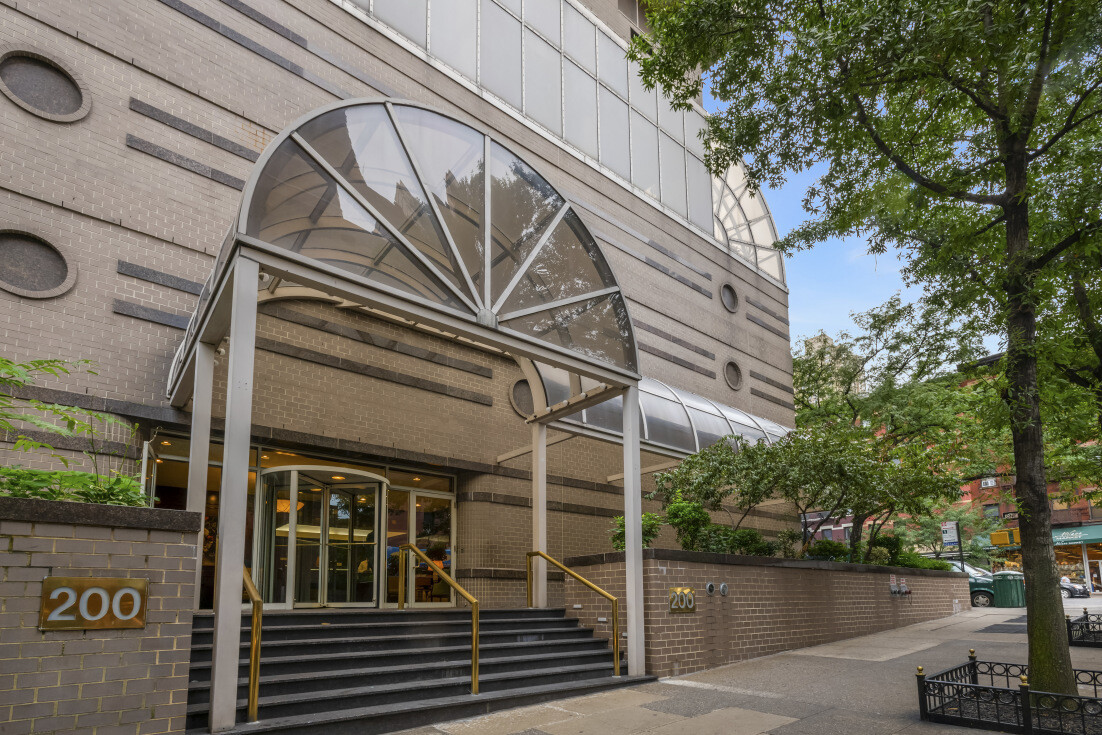 200 East 89th Street 14A Upper East Side New York NY 10128