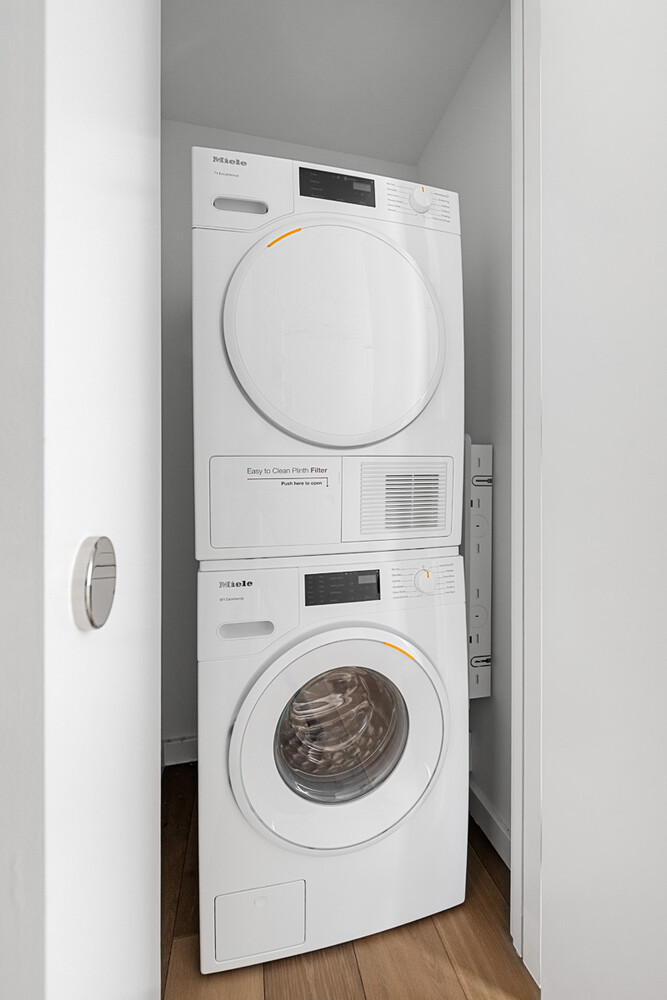 111 West 56th Street 39G Midtown West New York NY 10019