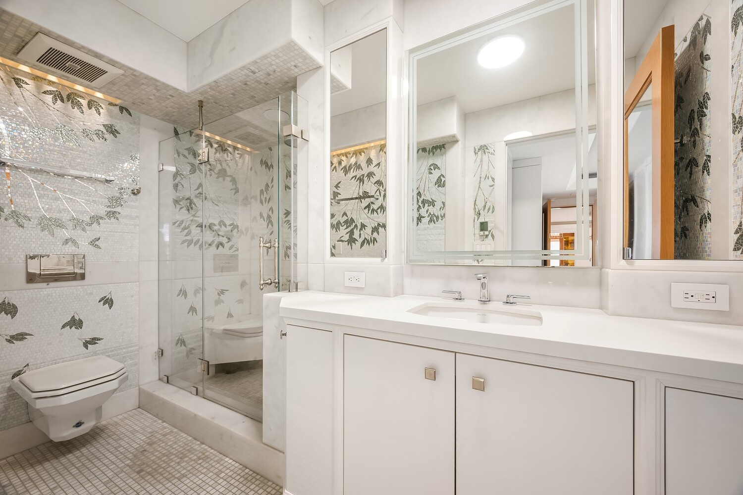 2 Fifth Avenue 4C Greenwich Village New York NY 10011