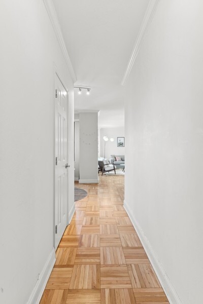 303 East 57th Street 21K Sutton Place New York NY 10022