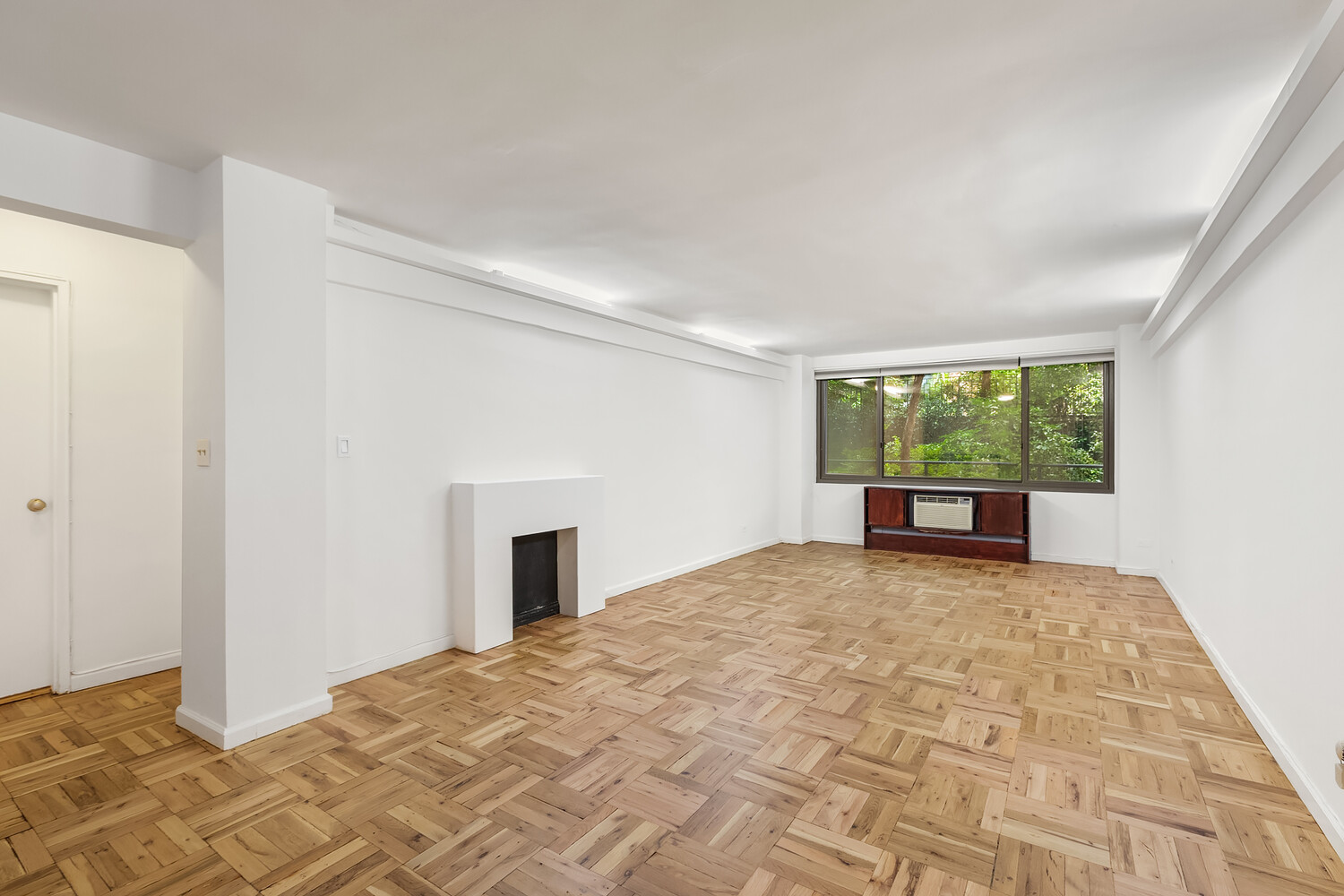 425 East 63rd Street W1C Upper East Side New York NY 10065