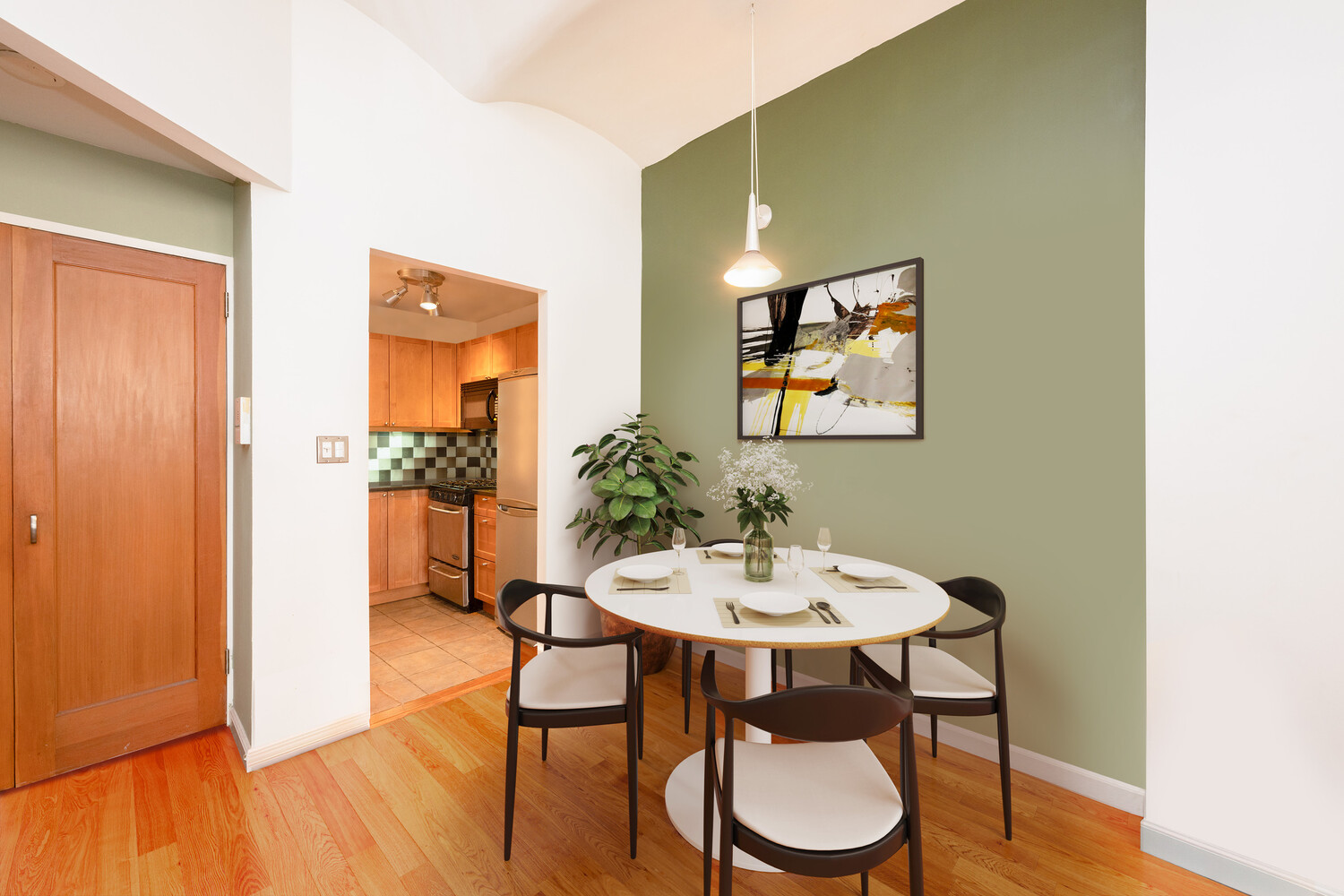 9 Barrow Street 4B Greenwich Village New York NY 10014