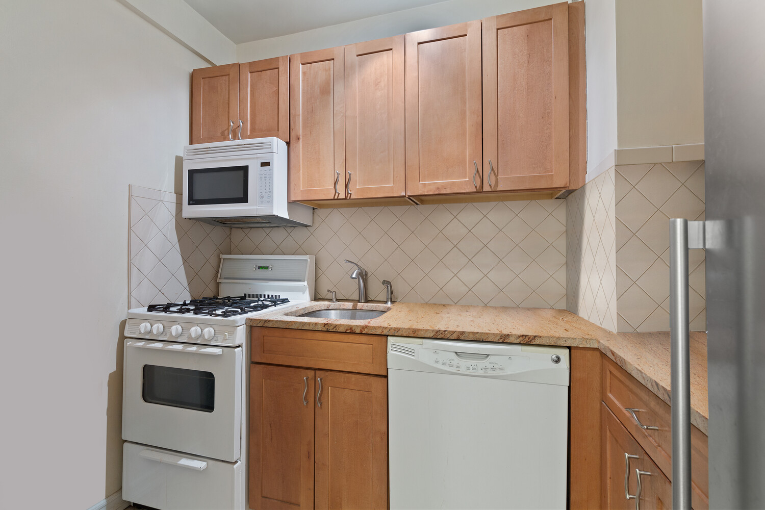333 East 46th Street 7G Turtle Bay New York NY 10017