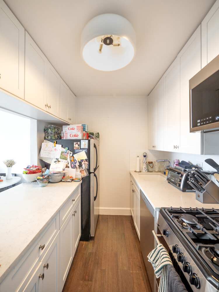 270 West 17th Street 11D Chelsea New York NY 10011